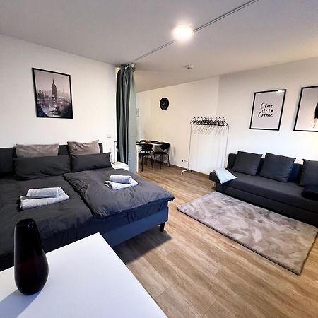 Zentrale Wohlfuehloase Mit Parkplatz Apartment Osnabrueck Exterior photo