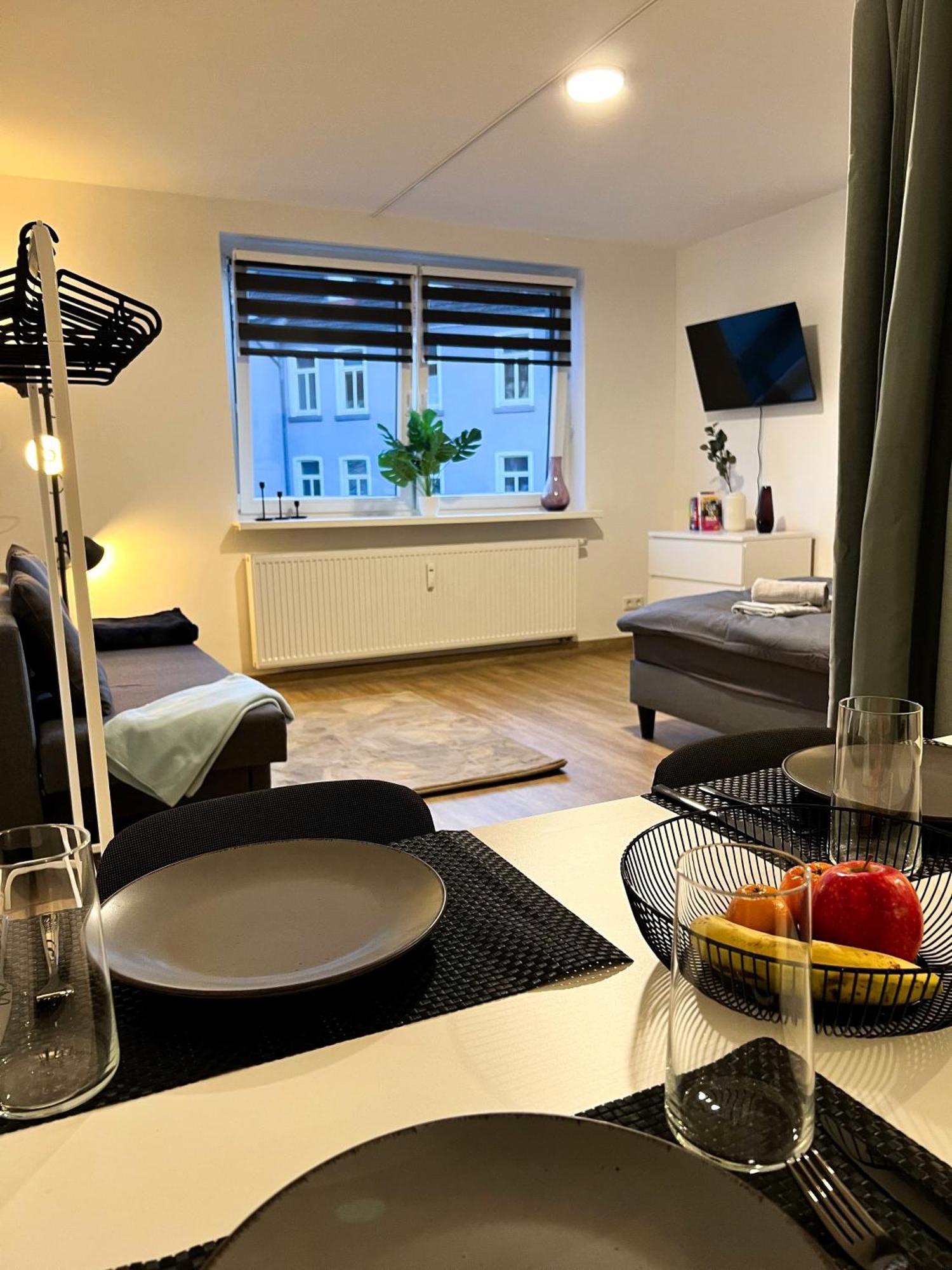 Zentrale Wohlfuehloase Mit Parkplatz Apartment Osnabrueck Exterior photo